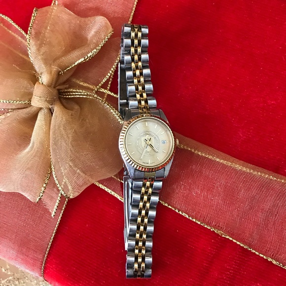 INDIANA UNIVERSITY OF PA PULSAR QUARTZ WATCH ⭐️💫 - Picture 2 of 15